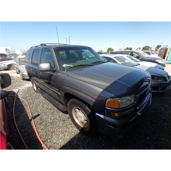 GMC YUKON 2002 T-DONATION