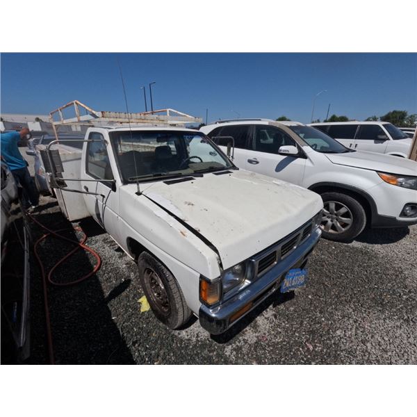 NISSAN PICKUP 1986 T-DONATION