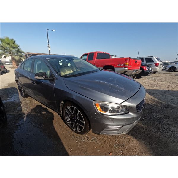 VOLVO S60 2017 T