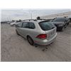 Image 4 : VOLKS JETTA SPORTWAGEN 2010 T