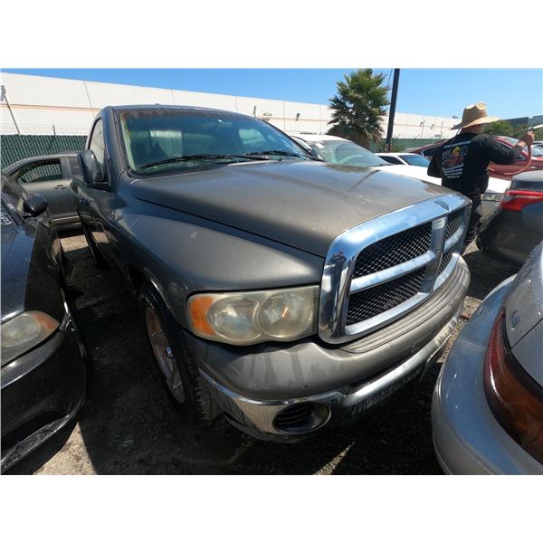 DODGE RAM 1500 2002 SALV T/DONATION