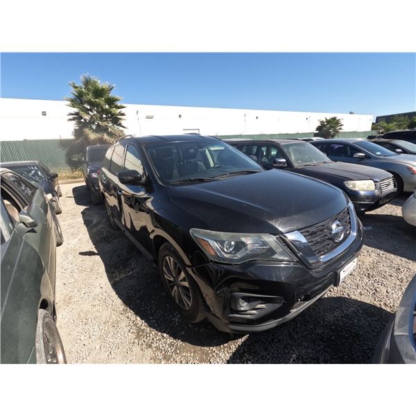 NISSAN PATHFINDER 2017 T-2 DAYS