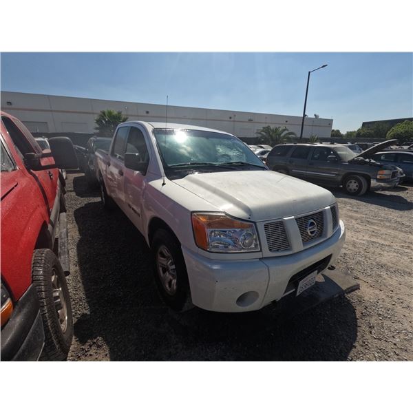 NISSAN TITAN 2005 T