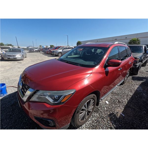 NISSAN PATHFINDER 2017 T-2 DAYS