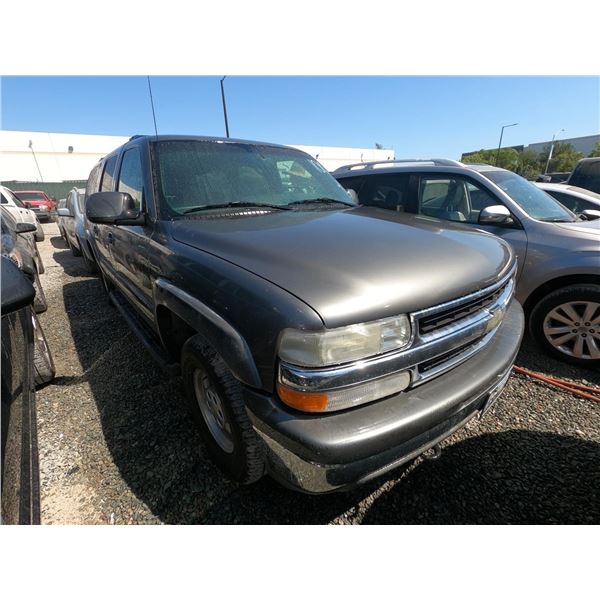 CHEV SUBURBAN 2001 T-DONATION