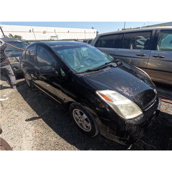 TOYOTA PRIUS 2005 O/S T-DONATION