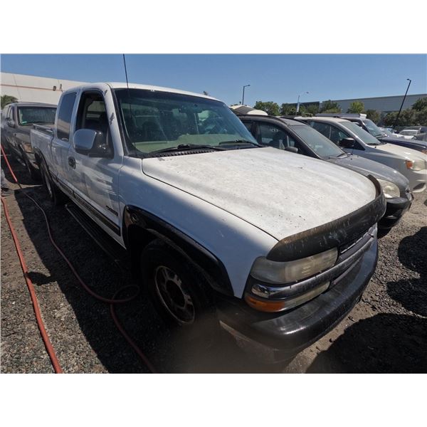 CHEV SILVERADO 1500 2001 T-DONATION