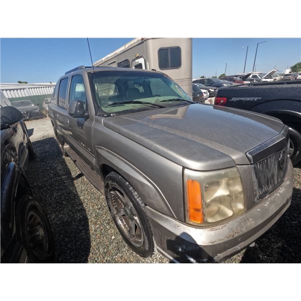 CADILLAC ESCALADE 2002 ADT/DON/EXPORT