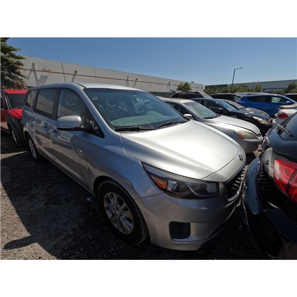 KIA SEDONA 2016 T-2 DAYS