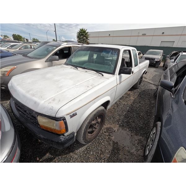 DODGE DAKOTA 1994 SALV/T