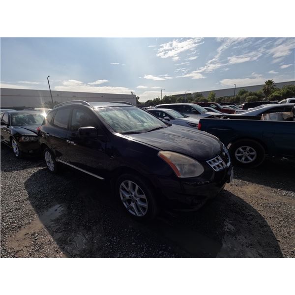 NISSAN ROGUE 2013 T