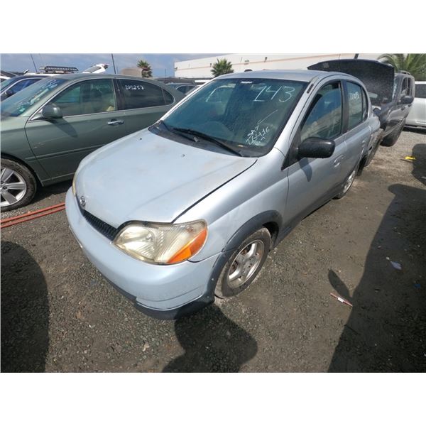 TOYOTA ECHO 2002 SALV T/DONATION