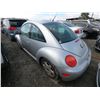 Image 4 : VOLKS BEETLE 2001 T-DONATION