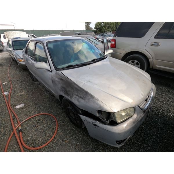 TOYOTA COROLLA 2001 SALV T/DONATION
