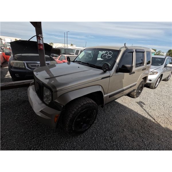 JEEP LIBERTY 2011 T