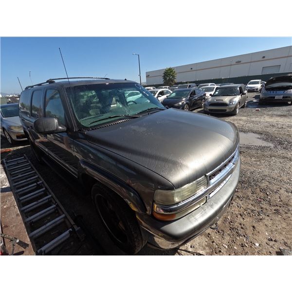 CHEV SUBURBAN 2002 T