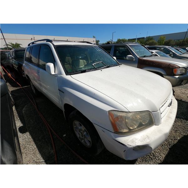 TOYOTA HIGHLANDER 2001 ADT-DONATION