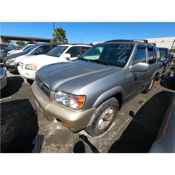 NISSAN PATHFINDER 2001 ADT-DONATION