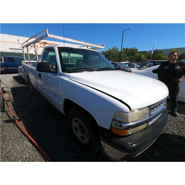 CHEV SILVERADO 2002 T-DONATION