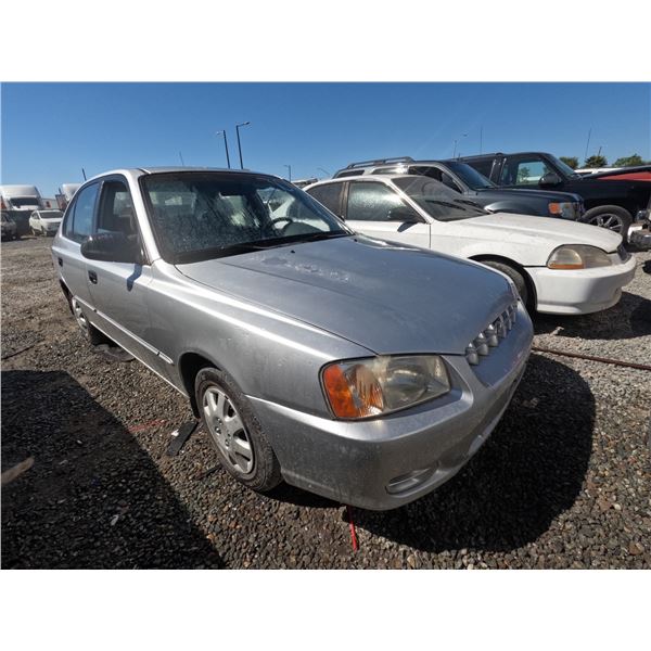 HYUNDAI ACCENT 2001 T-DONATION