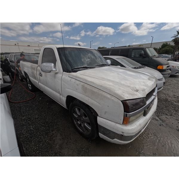 CHEV SILVERADO 2000 ADT-SALV/DON