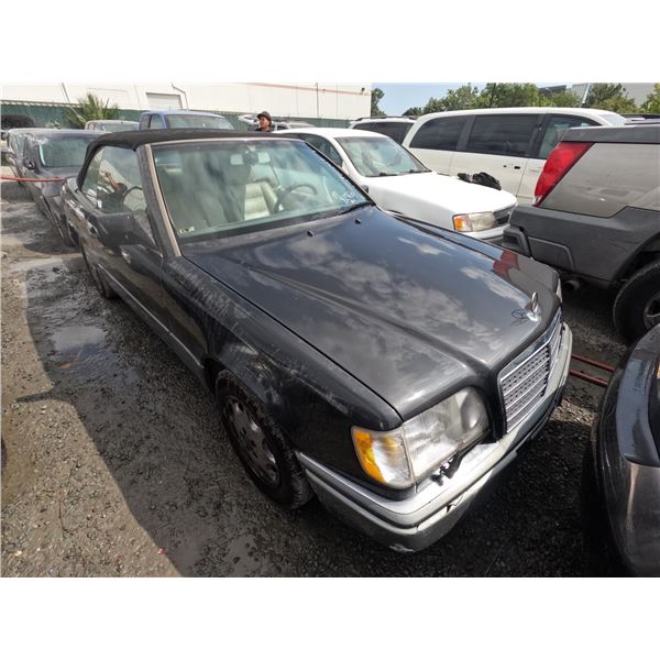 MERCEDES E CLASS 1995 O/S T-DONATION