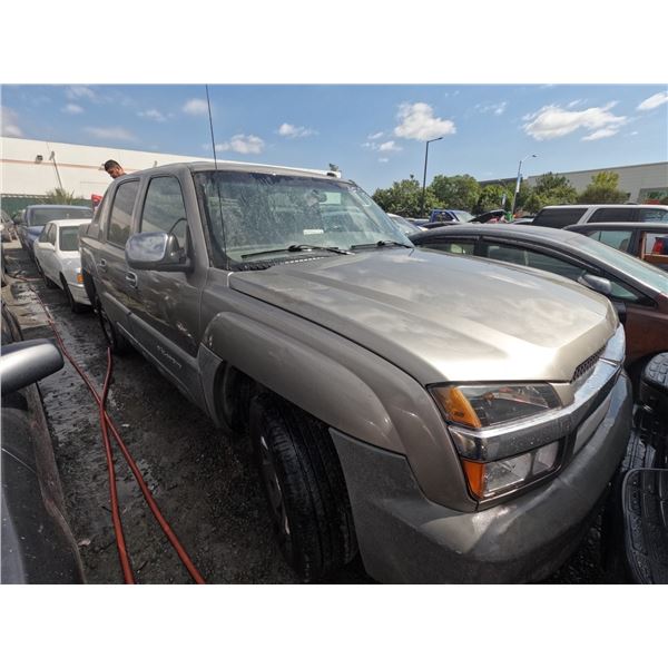 CHEV AVALANCHE 2002 T-DONATION