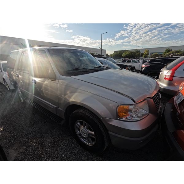 FORD EXPEDITION 2003 T-2 DAYS