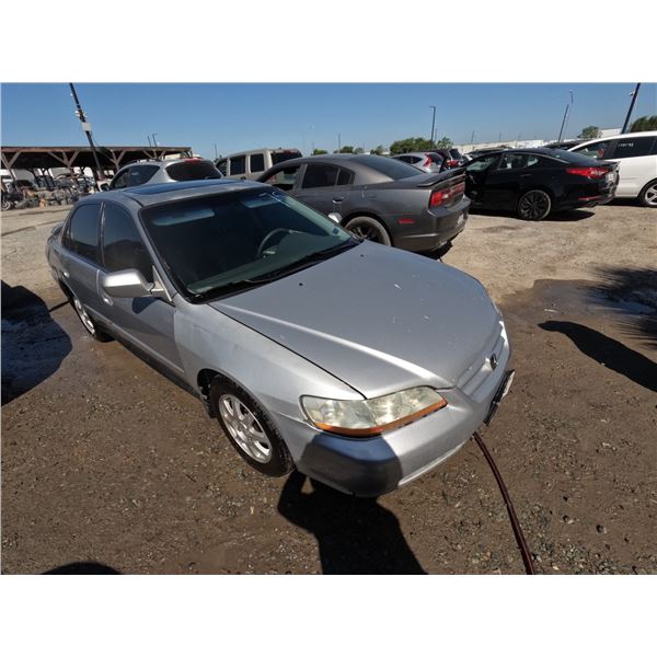 HONDA ACCORD 2002 SALV/T