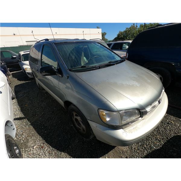 TOYOTA SIENNA 1998 T-DONATION