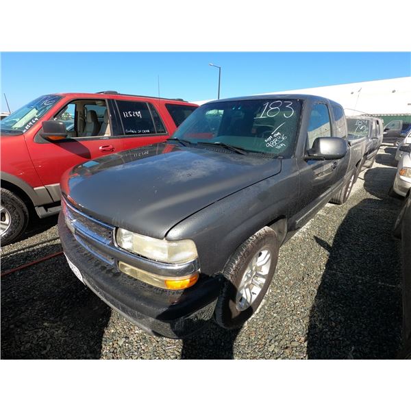 CHEV SILVERADO 2001 ADT-SALV/DON