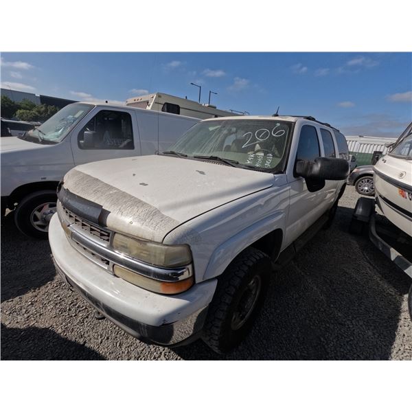 CHEV SUBURBAN 2005 O/S T-DONATION