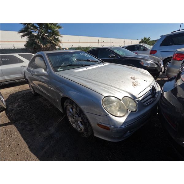 MERCEDES CLK CLASS 2004 T-DONATION