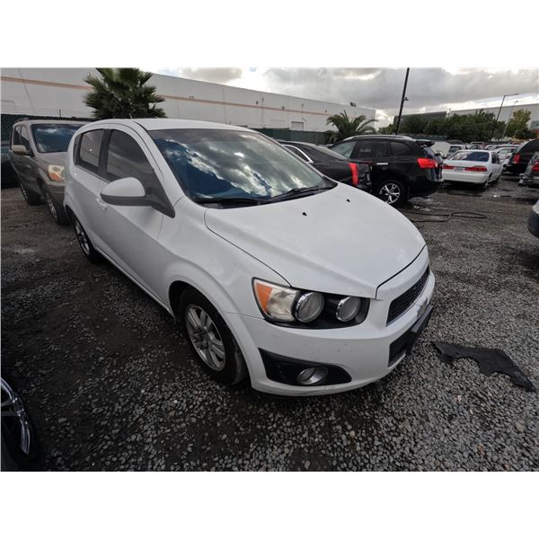 CHEV SONIC 2013 SALV/T