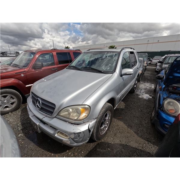 MERCEDES M CLASS 2002 SALV T/DONATION