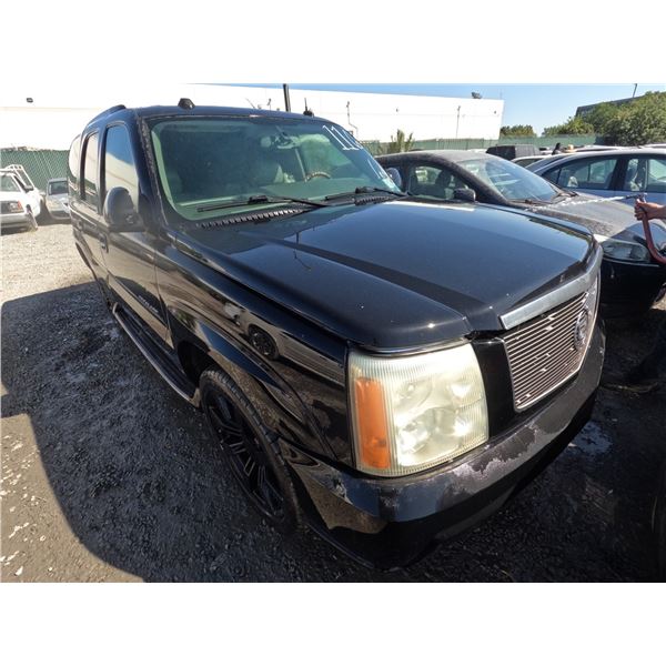 CADILLAC ESCALADE 2004 T-DONATION