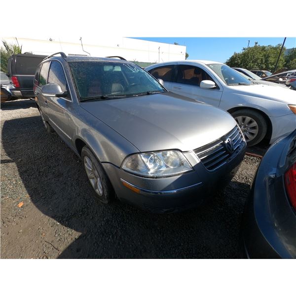 VOLKS PASSAT 2004 T-DONATION