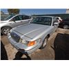 Image 2 : MERCURY GR MARQUIS 1999 T-DONATION