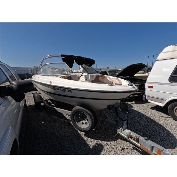 MAXUM BOAT 2006 T-DONATION