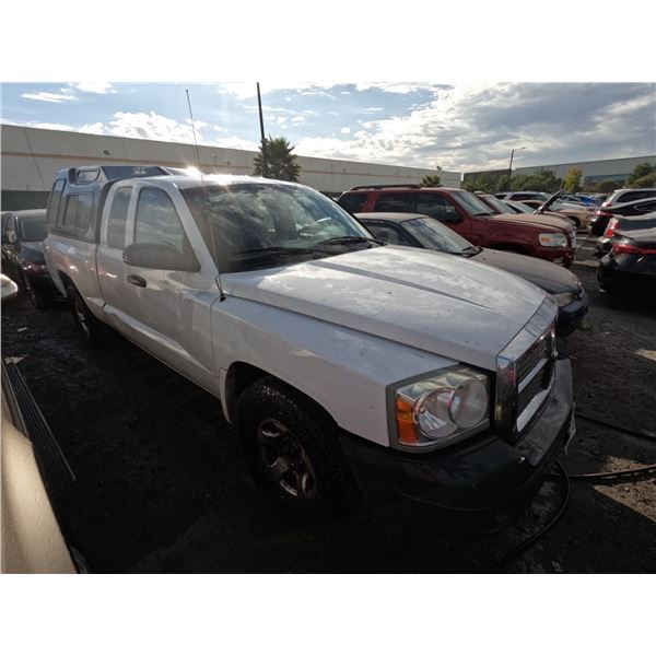 DODGE DAKOTA 2005 ADT