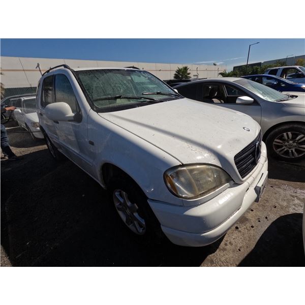 MERCEDES-BENZ M-CLASS 2000 ADT-DONATION