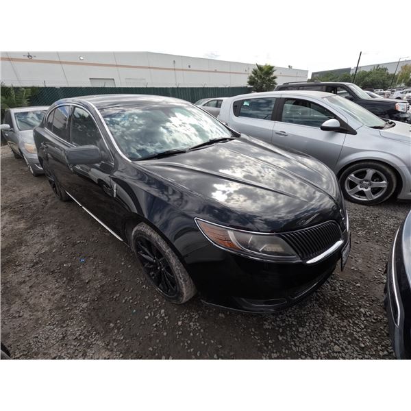 LINCOLN MKS 2014 T-PRIOR TAXI