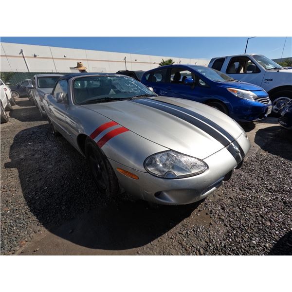 JAGUAR XK8 1998 T-DONATION