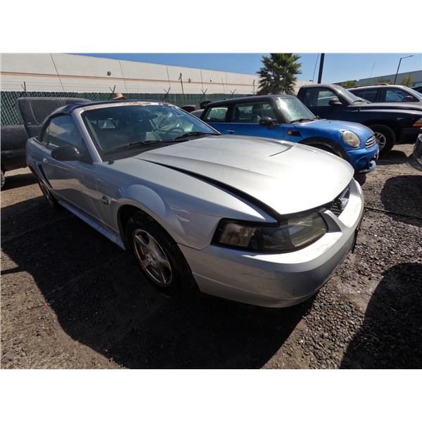 FORD MUSTANG 2004 ADT-DONATION