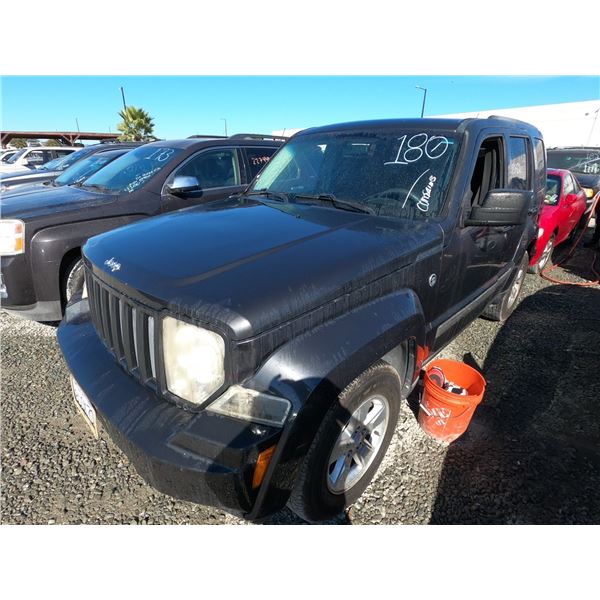 JEEP LIBERTY 2011 T