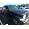Image 2 : JEEP LIBERTY 2011 T