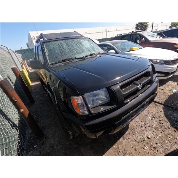 NISSAN XTERRA 2000 O/S T-DONATION