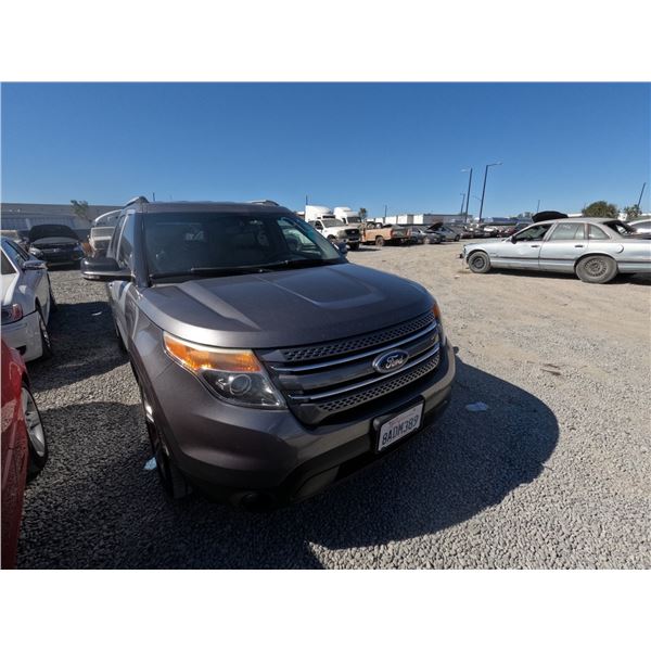 FORD EXPLORER 2013 T-2 DAYS