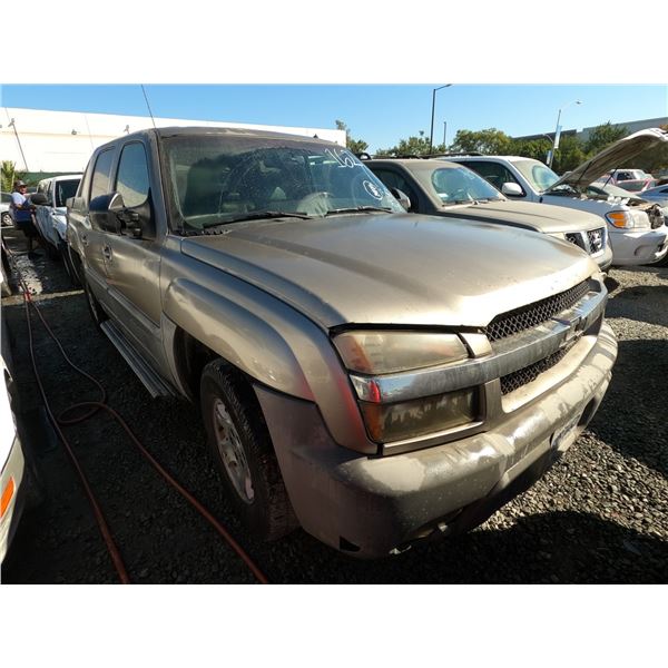 CHEV AVALANCHE 2002 T-DONATION
