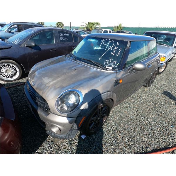 MINI COOPER 2011 SALV T/DONATION